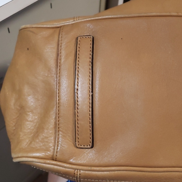 Handbag - Picture 4 of 8